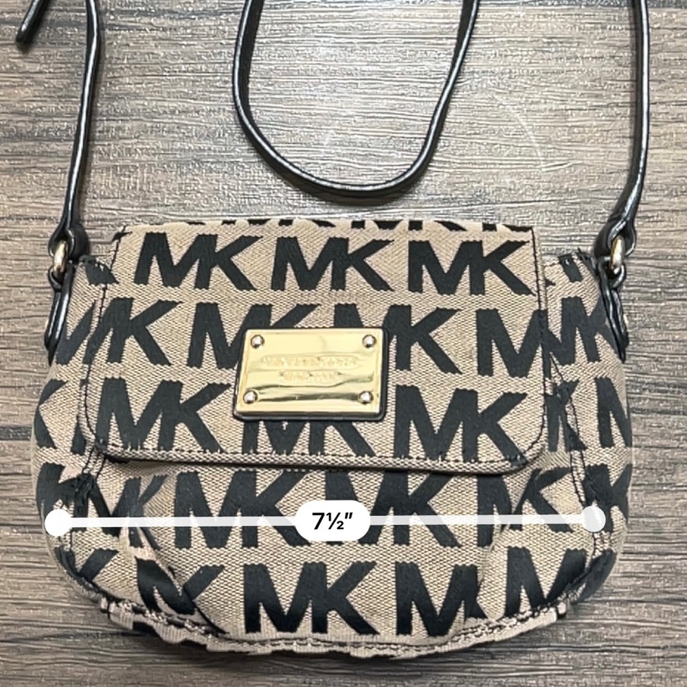 Small Michael Kors purse